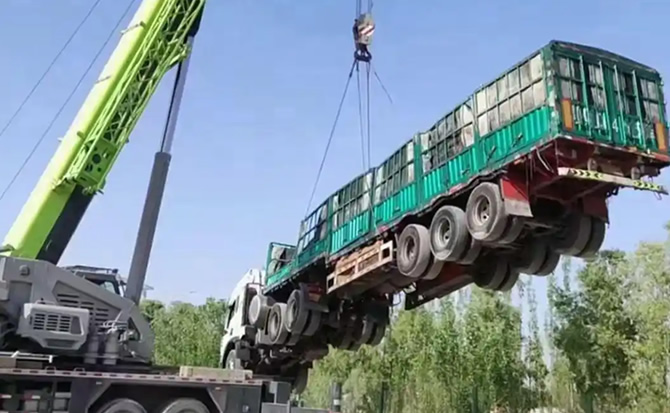 百色道路脱困救援案例
